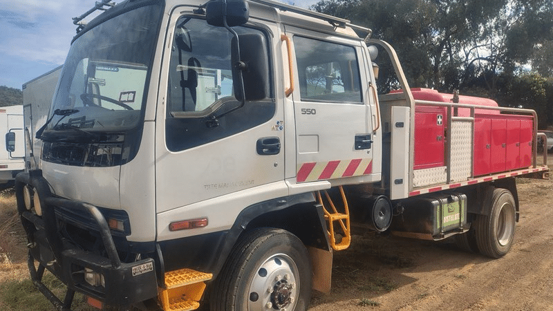 2006 Used Isuzu F-Series Tray