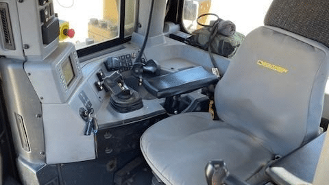 2013 Used Caterpillar D8T Bulldozers