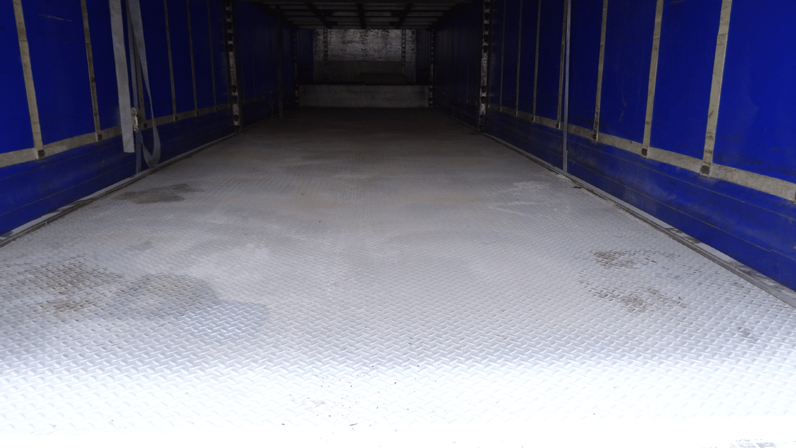 2005 Used Vawdrey Curtainsider