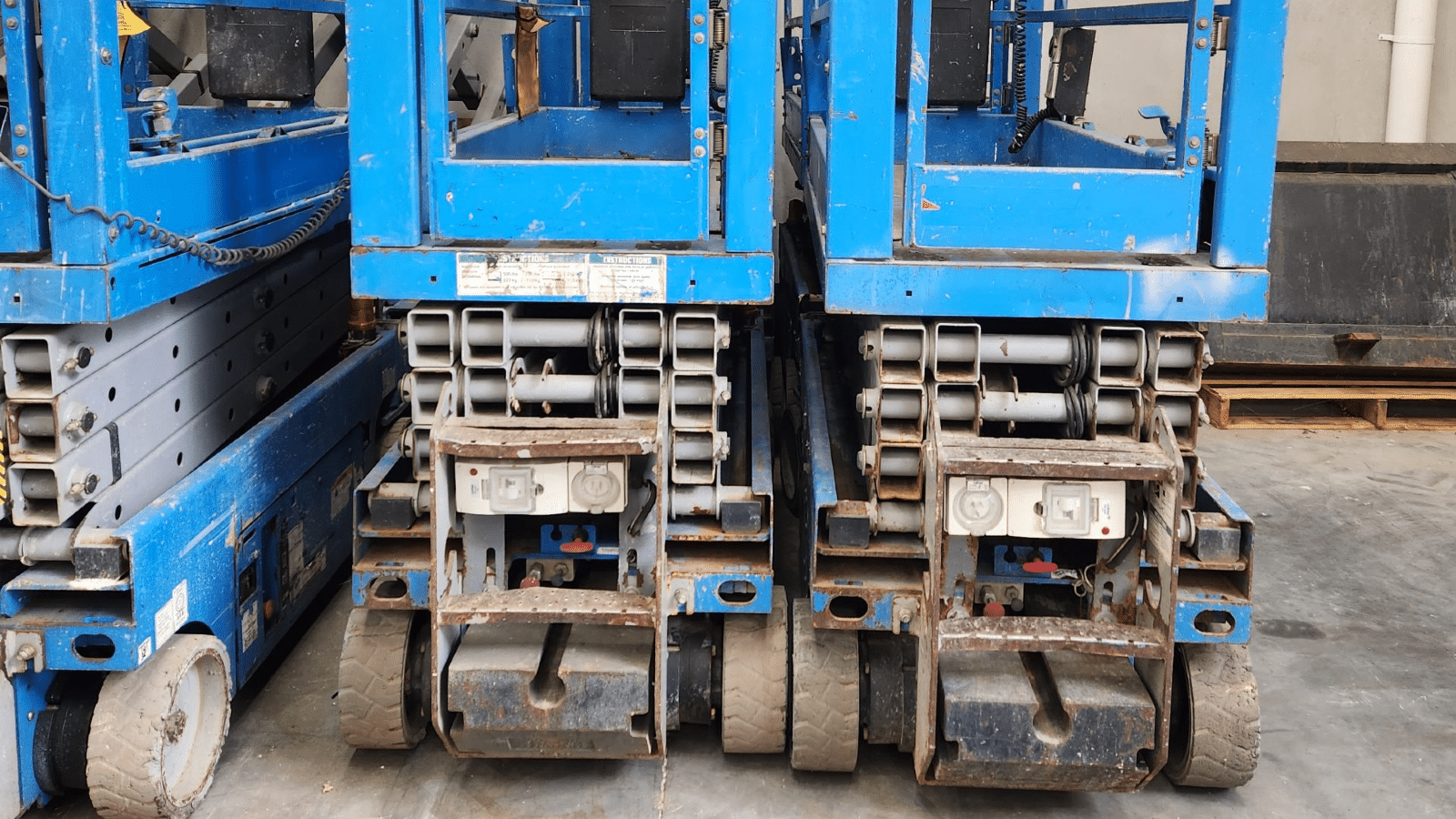 2008 Used Genie GS1932 Scissor Lifts