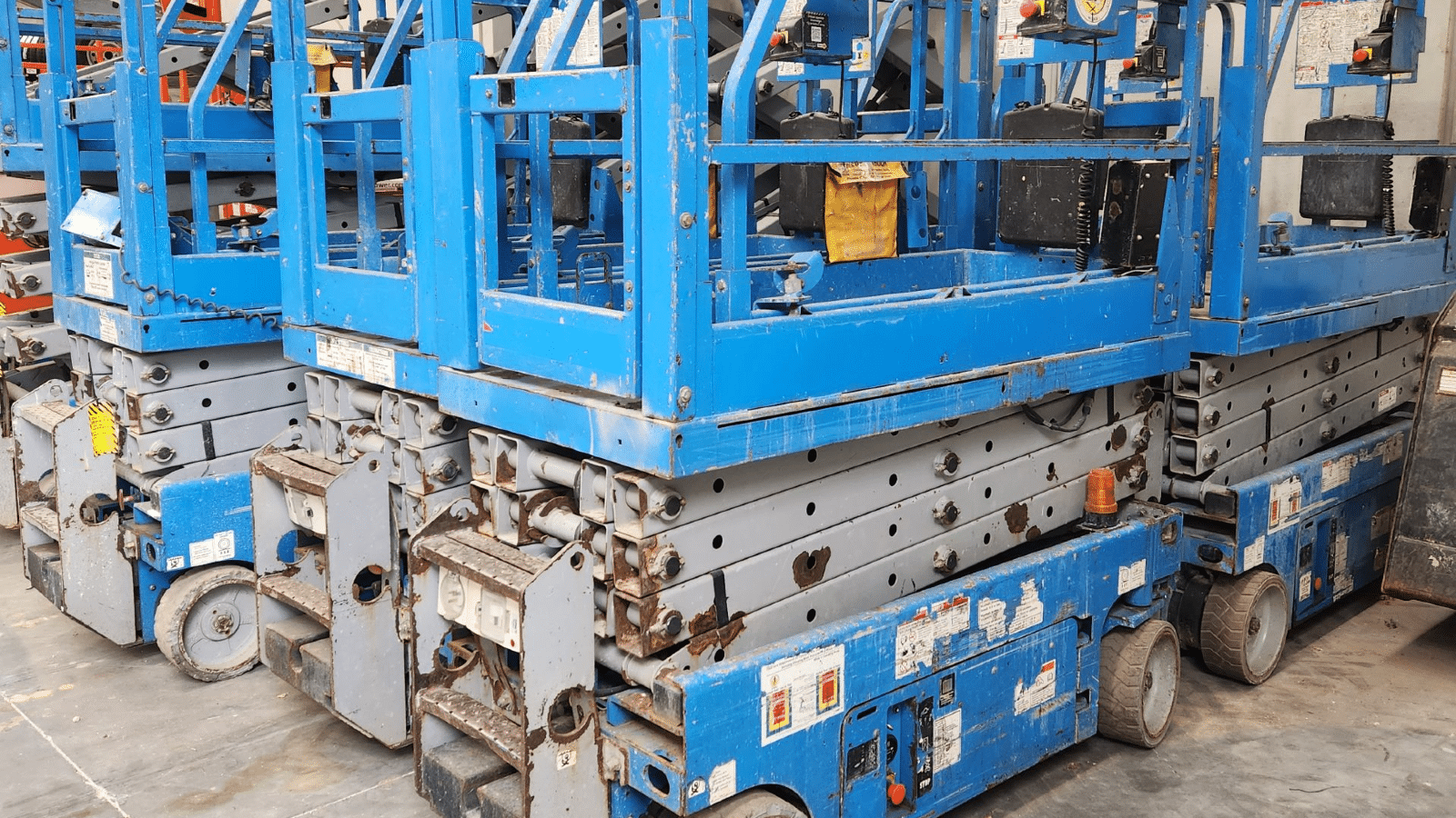 2008 Used Genie GS1932 Scissor Lifts