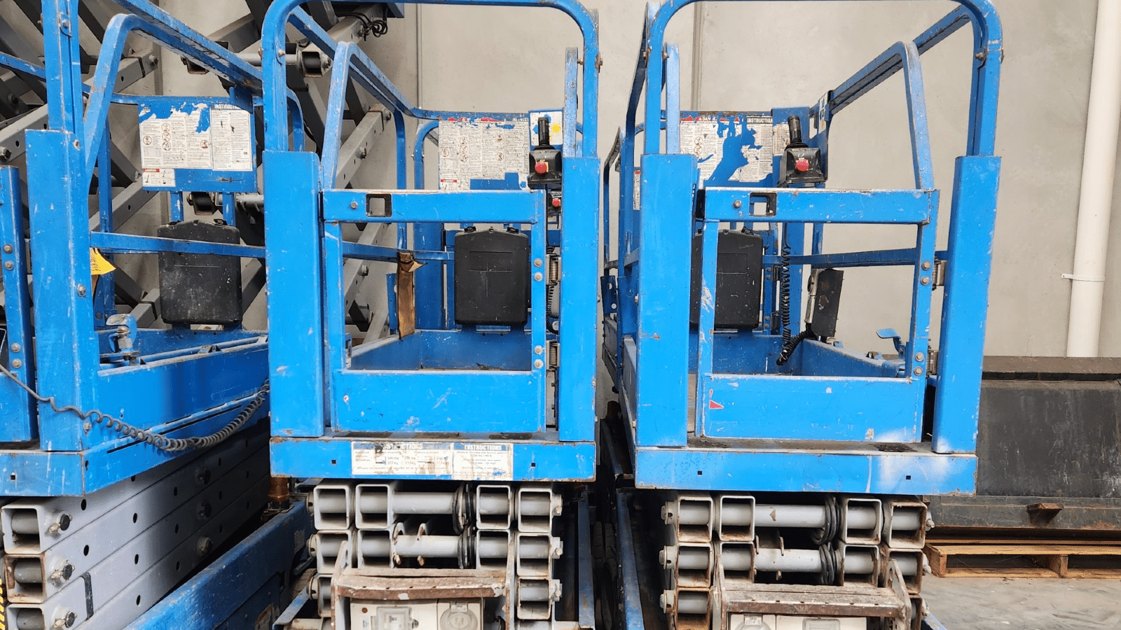 2008 Used Genie GS1932 Scissor Lifts