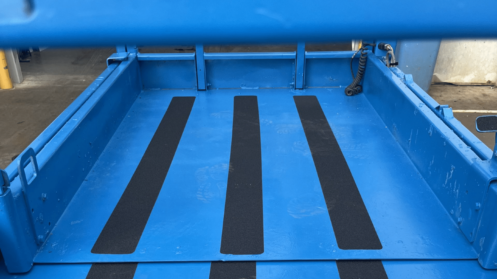 2012 Used Genie GS-2646 Scissor Lifts