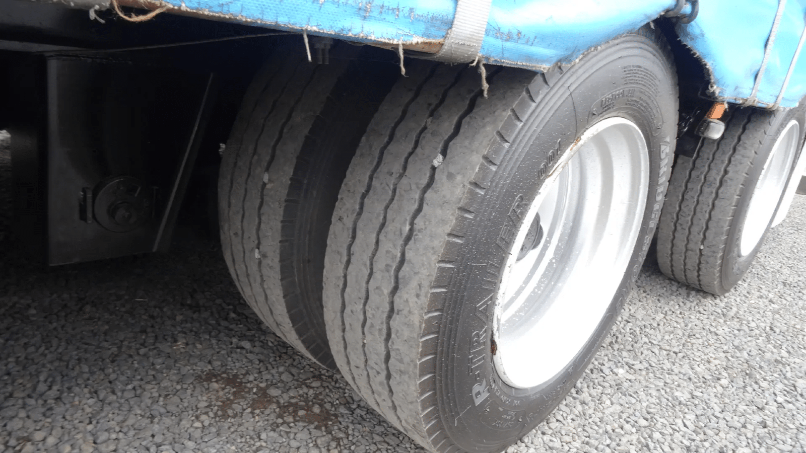 2006 Used Maxitrans Curtainsider