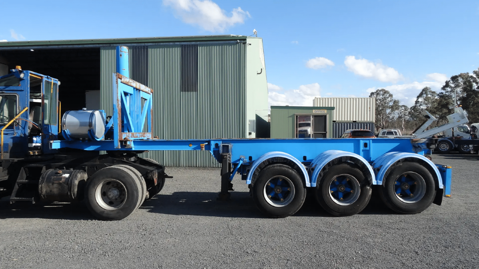 1993 Used Barker Skeletal Trailer