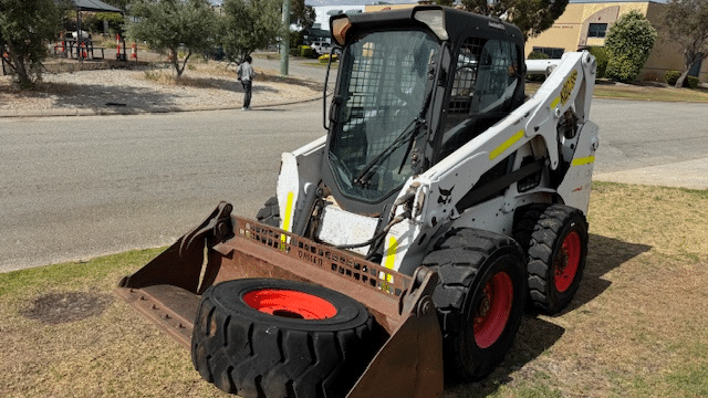 2011 Used Bobcat S650 Skid Steers