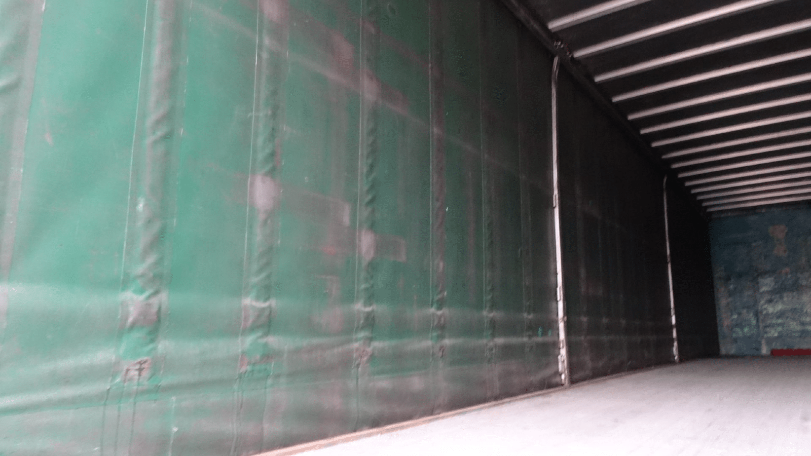 2005 Used Maxitrans Curtainsider