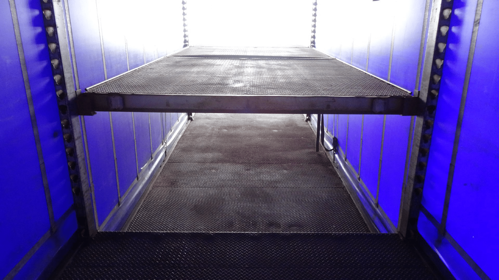 2005 Used Vawdrey Curtainsider