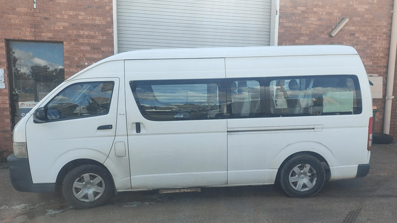 2009 Used Toyota HIACE Bus