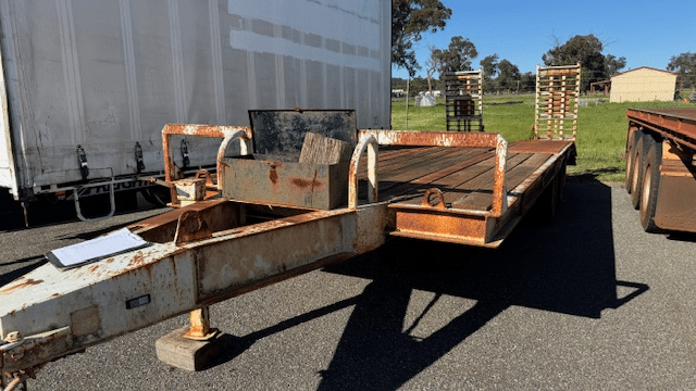 1998 Used Tag Trailer