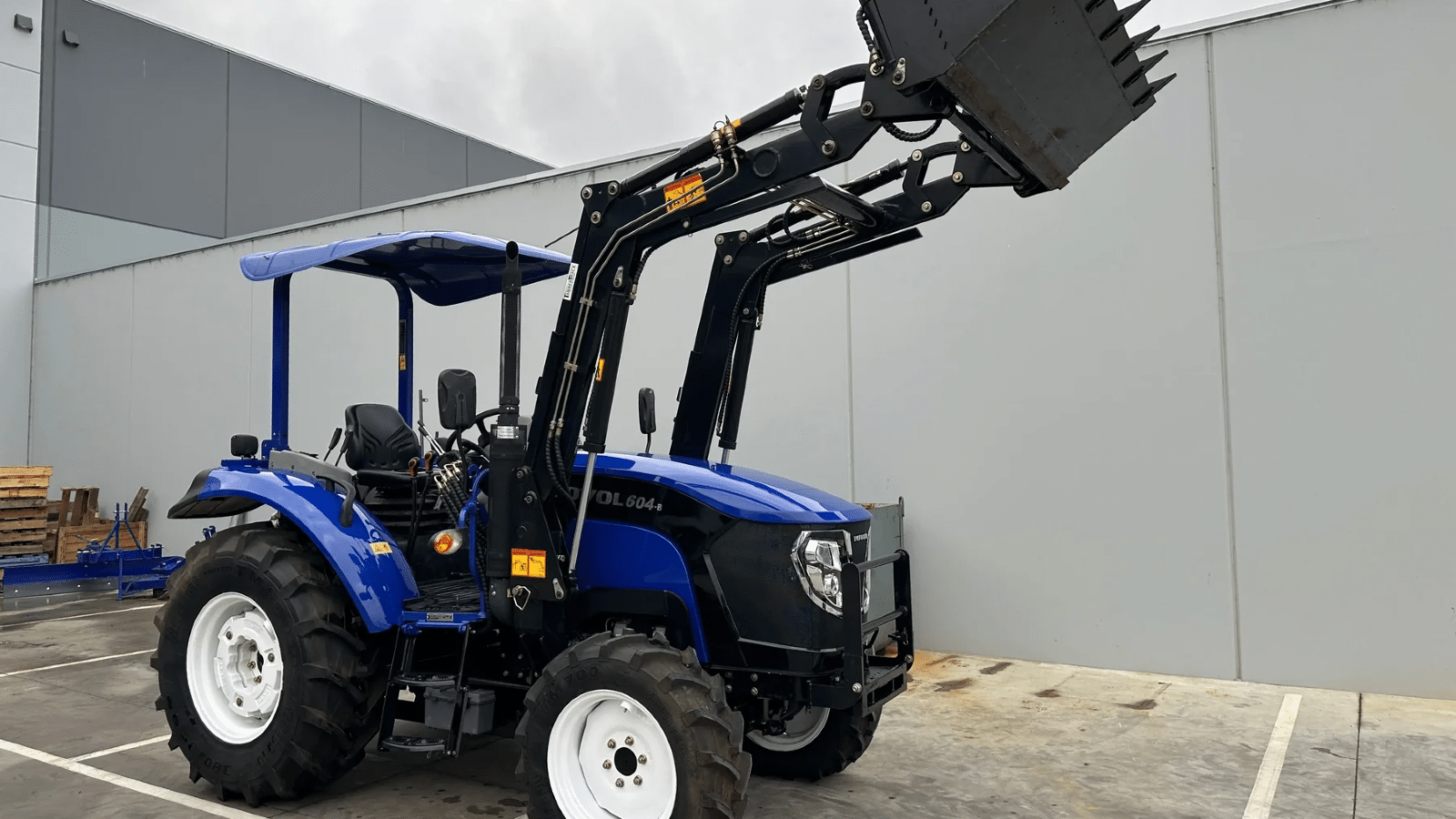 2025 New LOVOL M504 Tractor