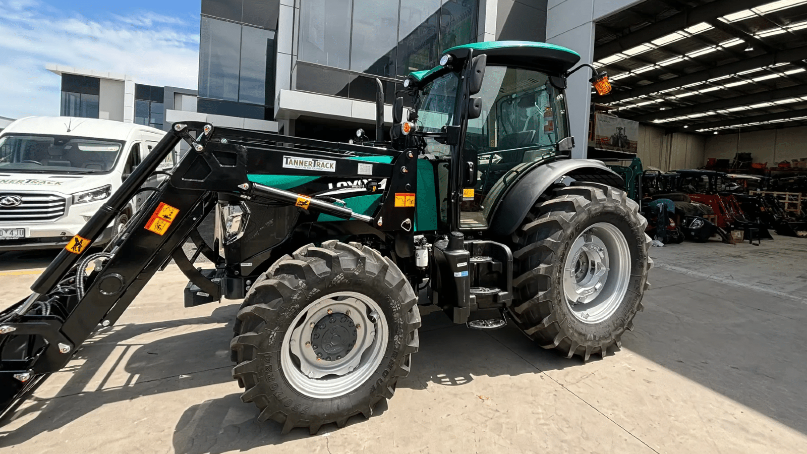 2025 New LOVOL P4110 Tractor