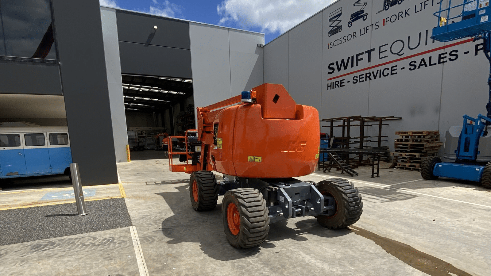 Used Jlg 450AJ Boom Lifts