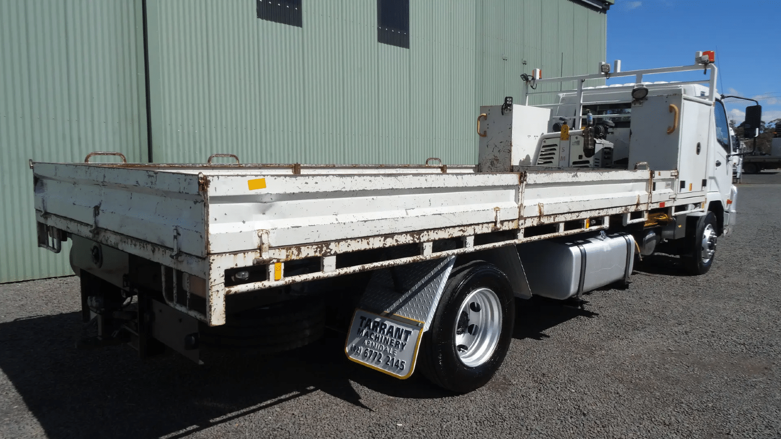 2017 Used Mitsubishi Fighter Tray
