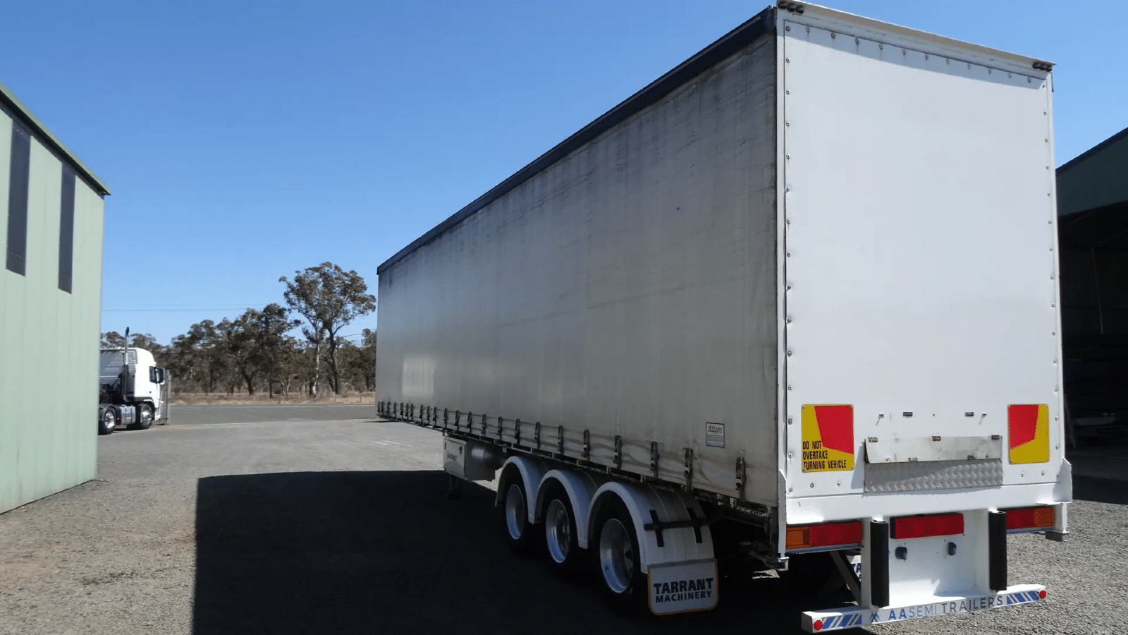 2009 Used Vawdrey Curtainsider