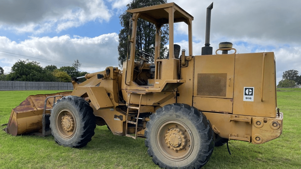 1986 Used Caterpillar 916 Loaders