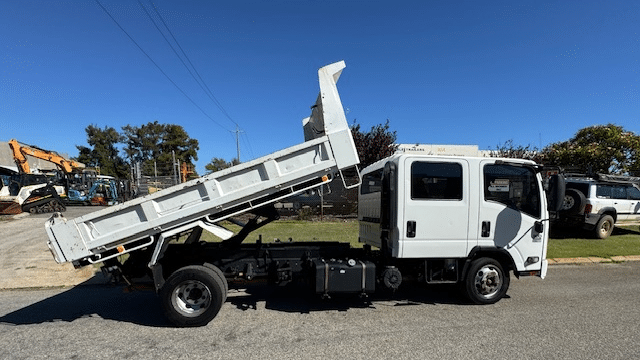 2013 Used Isuzu NPR Tipper