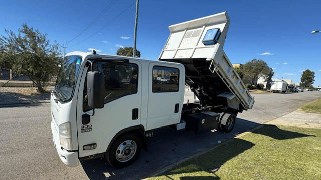 2013 Used Isuzu NPR Tipper