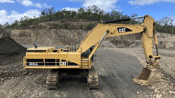 2005 Used Caterpillar 385CL Excavators