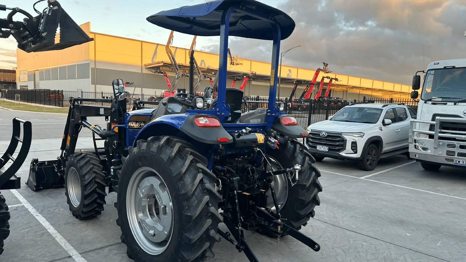2025 New LOVOL M804 TB-3 Tractor