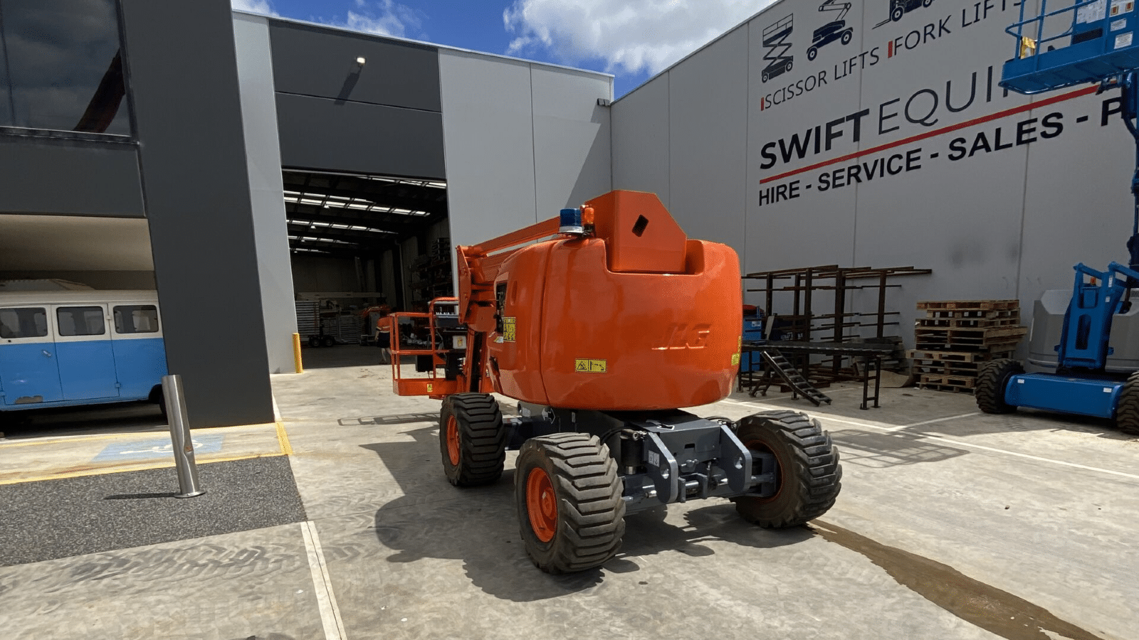 Used Jlg 450AJ Boom Lifts