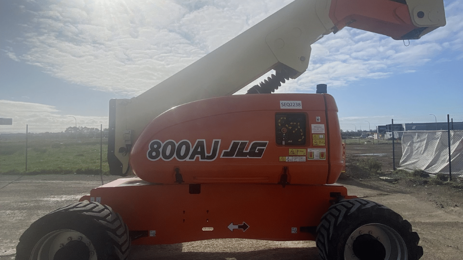 2014 Used Jlg 800AJ Boom Lifts