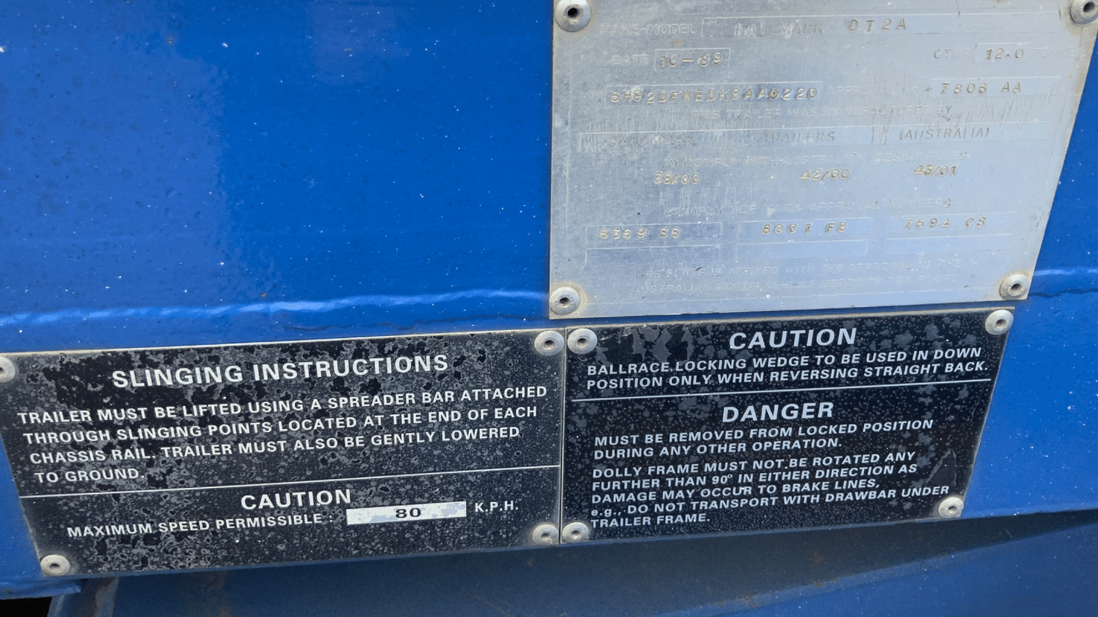 1989 Used Haulmark Dog Trailer