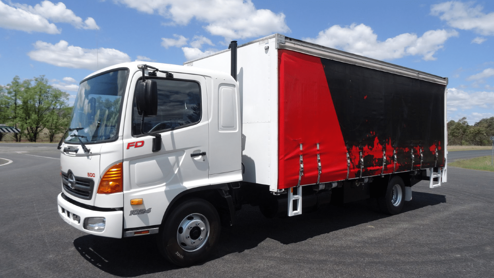 2004 Used Hino HINO FD Curtainsider