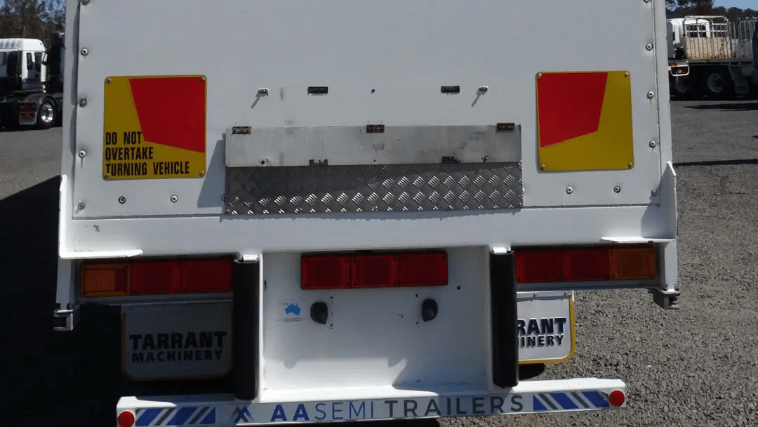 2009 Used Vawdrey Curtainsider