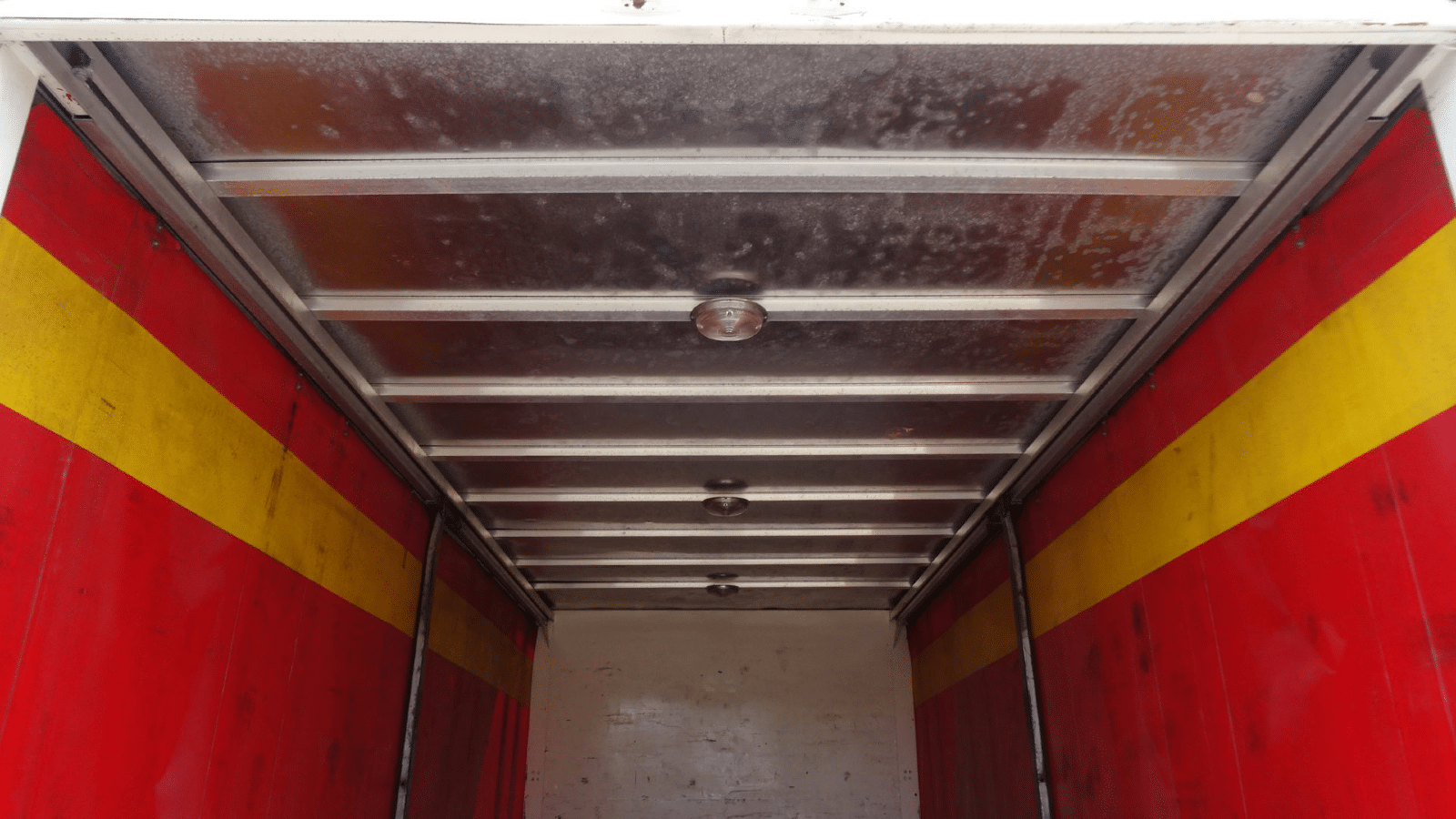 2004 Used Hino HINO FD Curtainsider