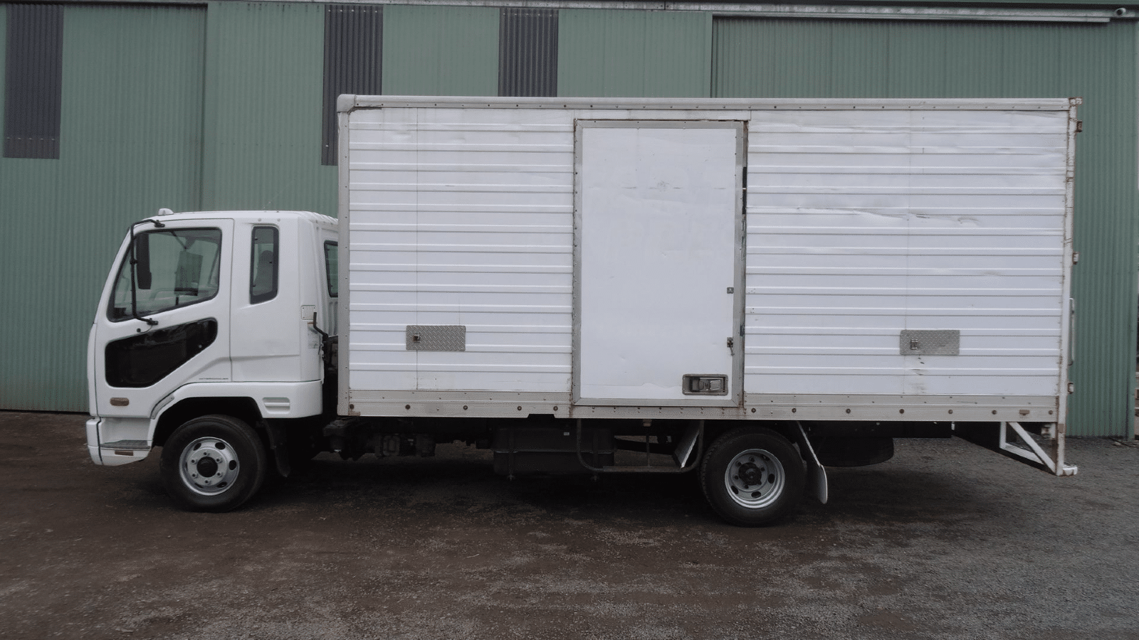 2008 Used Mitsubishi Fighter Curtainsider