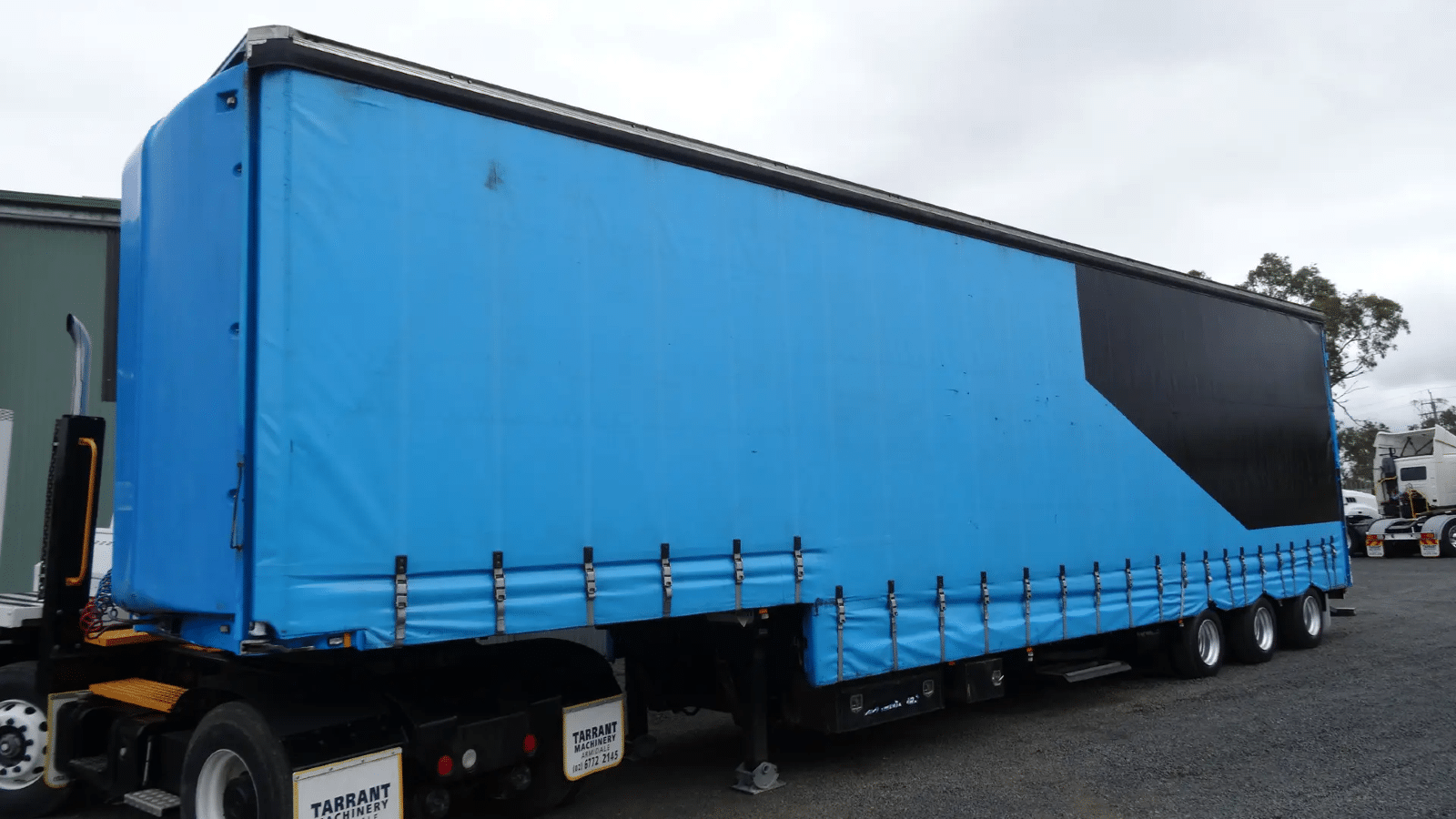 2006 Used Maxitrans Curtainsider