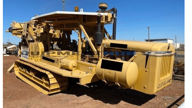 Used Cleveland 400W Trencher Trenchers