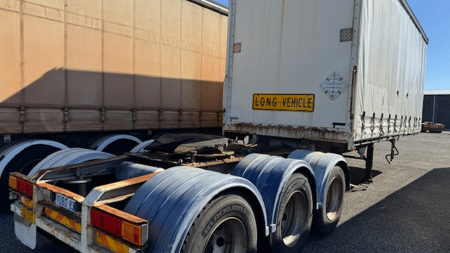 2004 Used Vawdrey Curtainsider