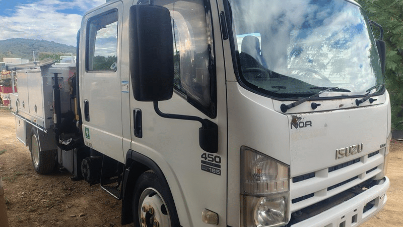 2008 Used Isuzu N-Series Crane Truck