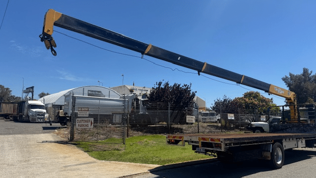 Used Mitsubishi Fighter Crane Truck
