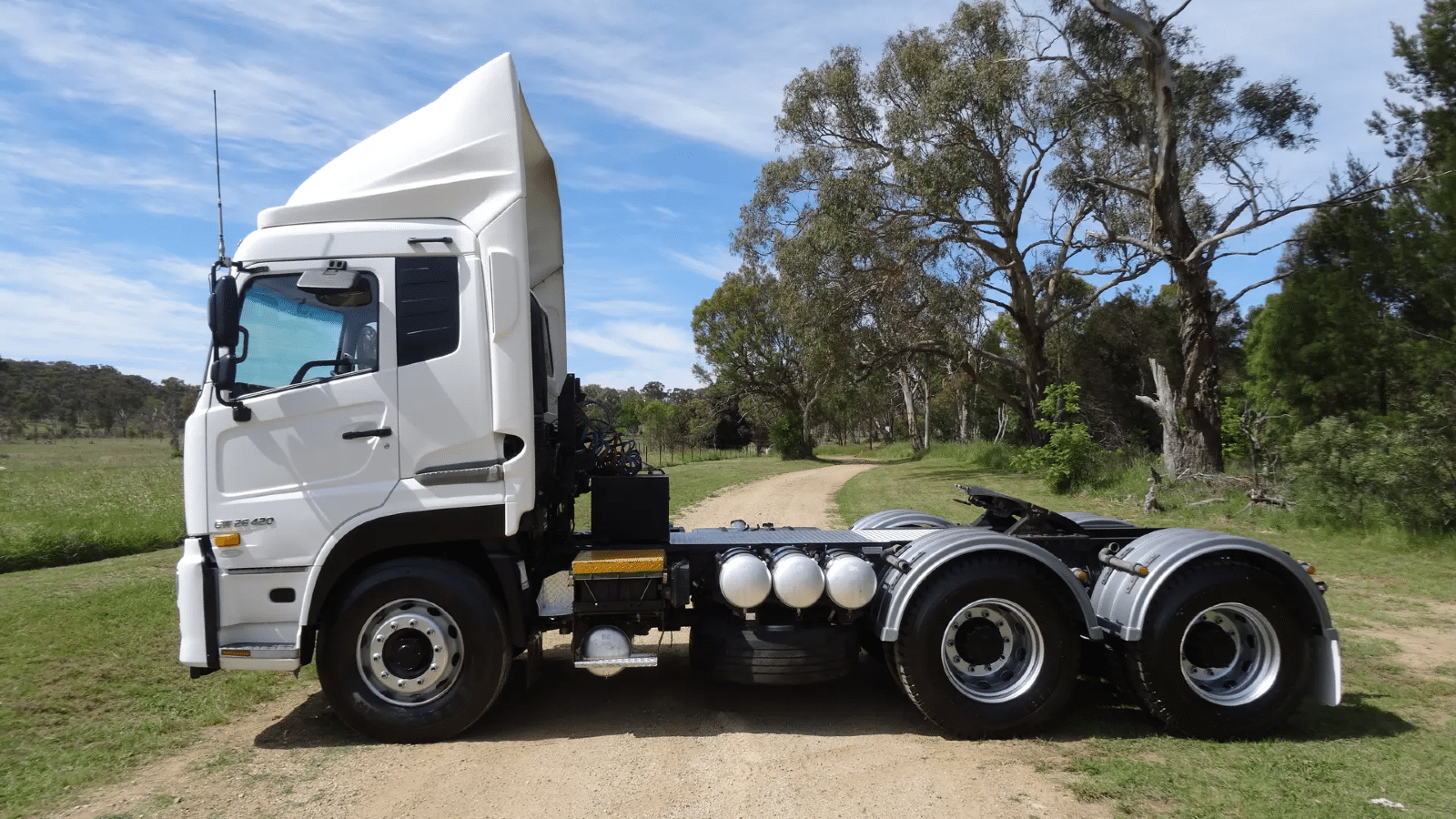2015 Used UD Quon Prime Mover