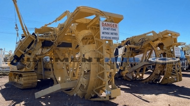 Used Cleveland 400W Trencher Trenchers