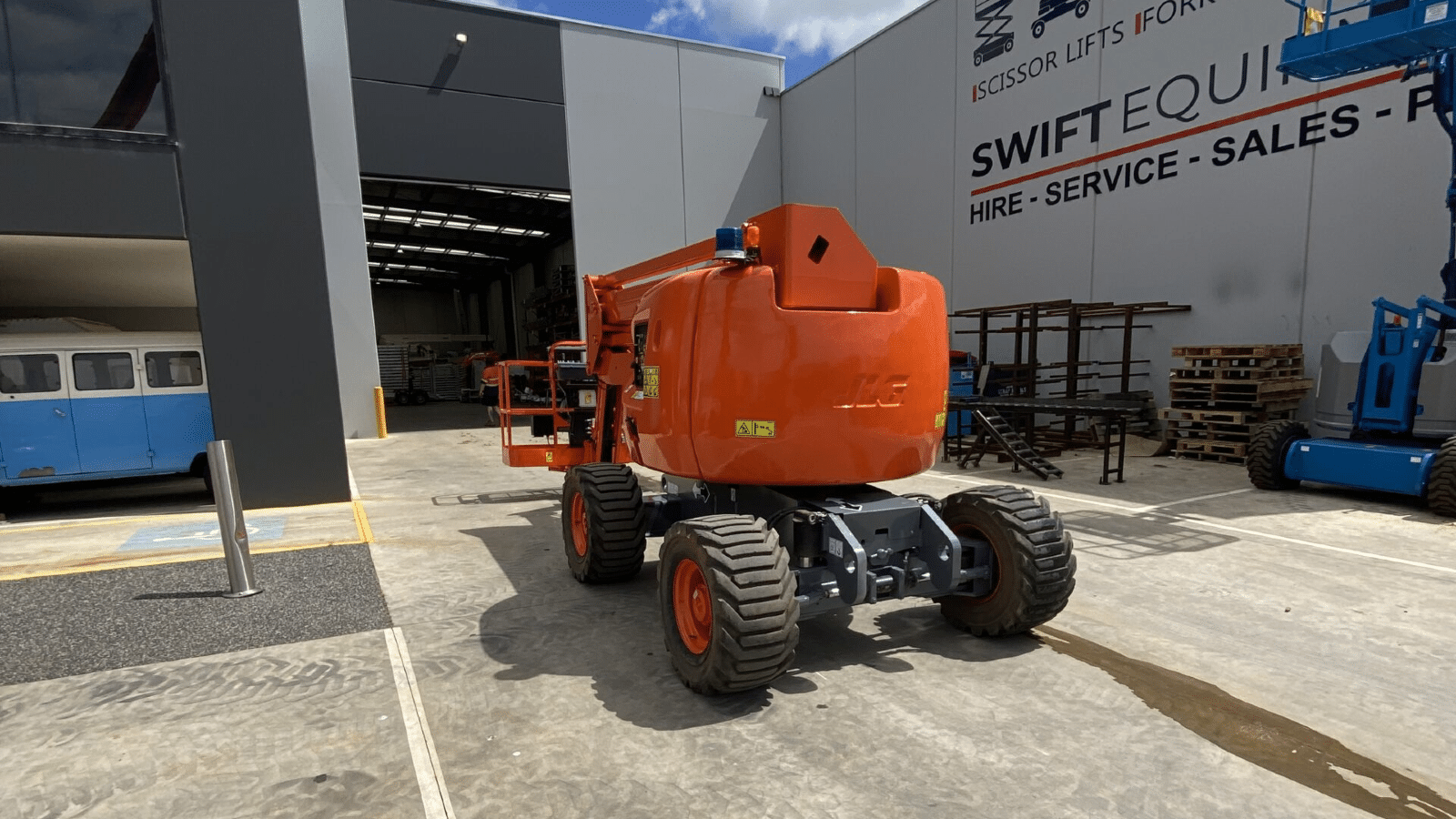 Used Jlg 450AJ Boom Lifts