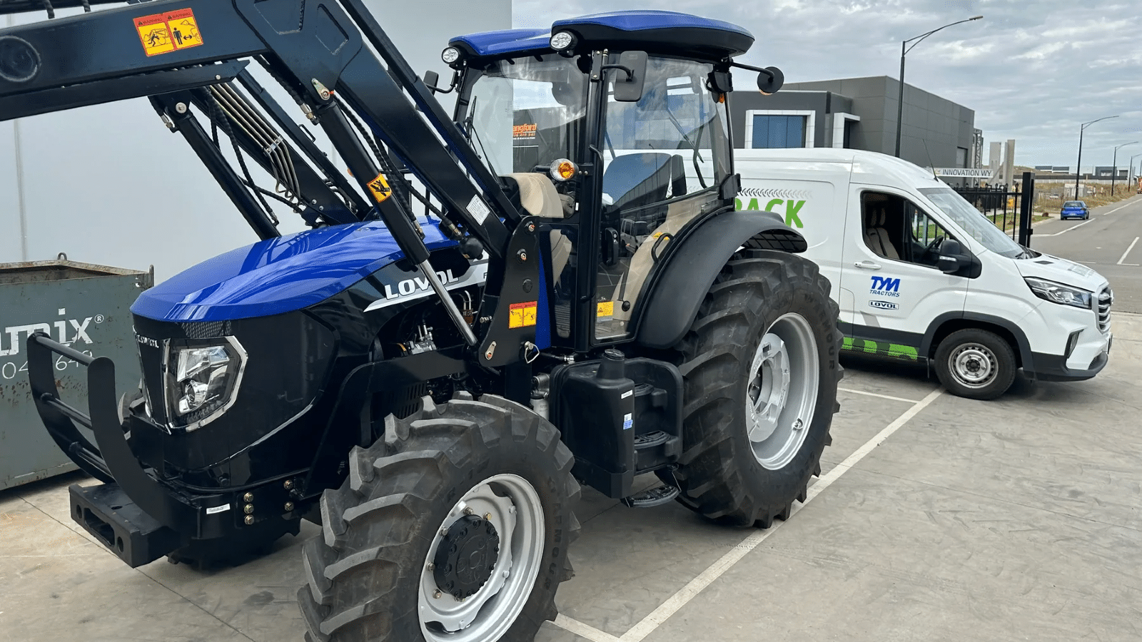 2025 New LOVOL P4110 Tractor