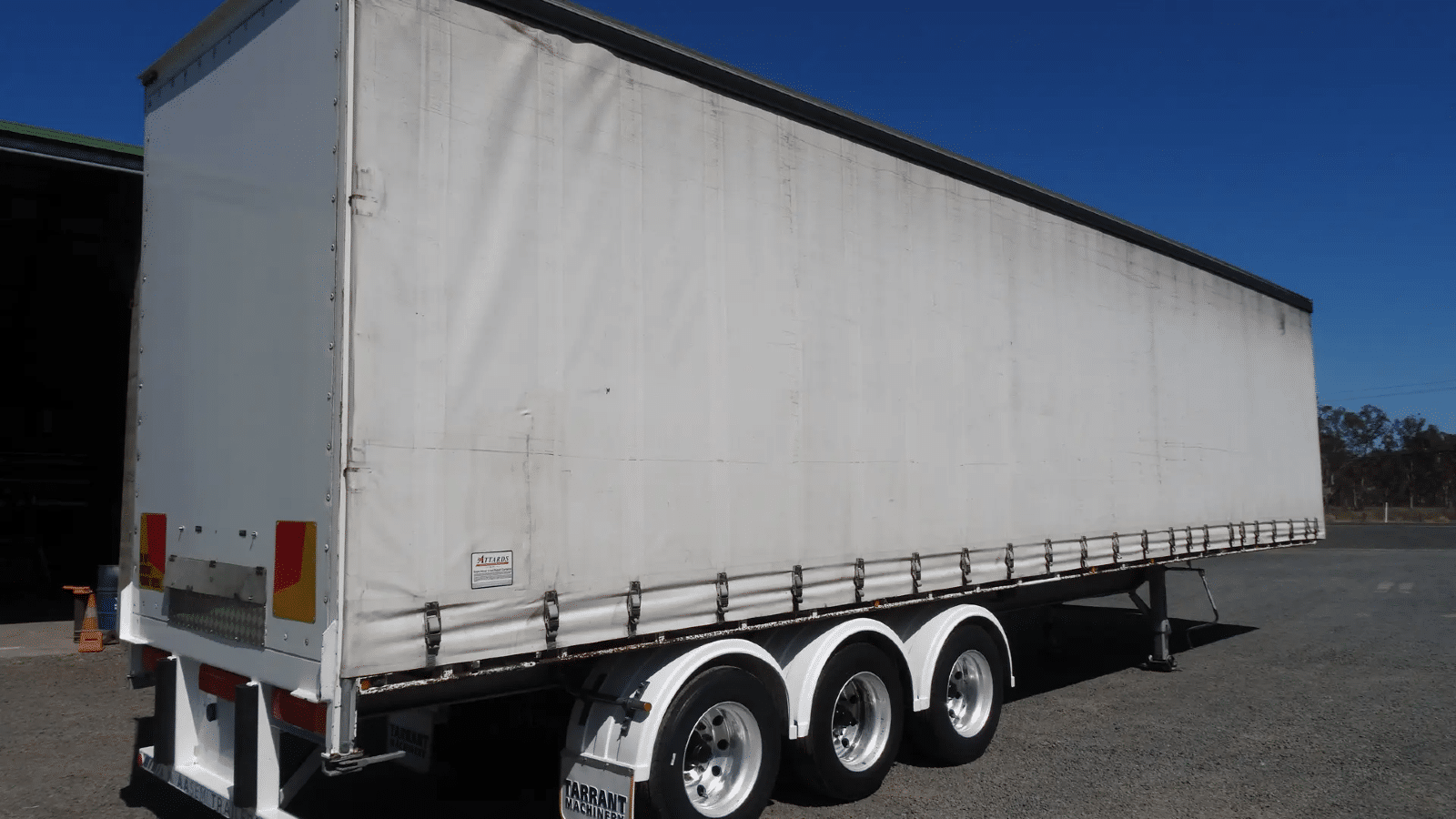 2009 Used Vawdrey Curtainsider