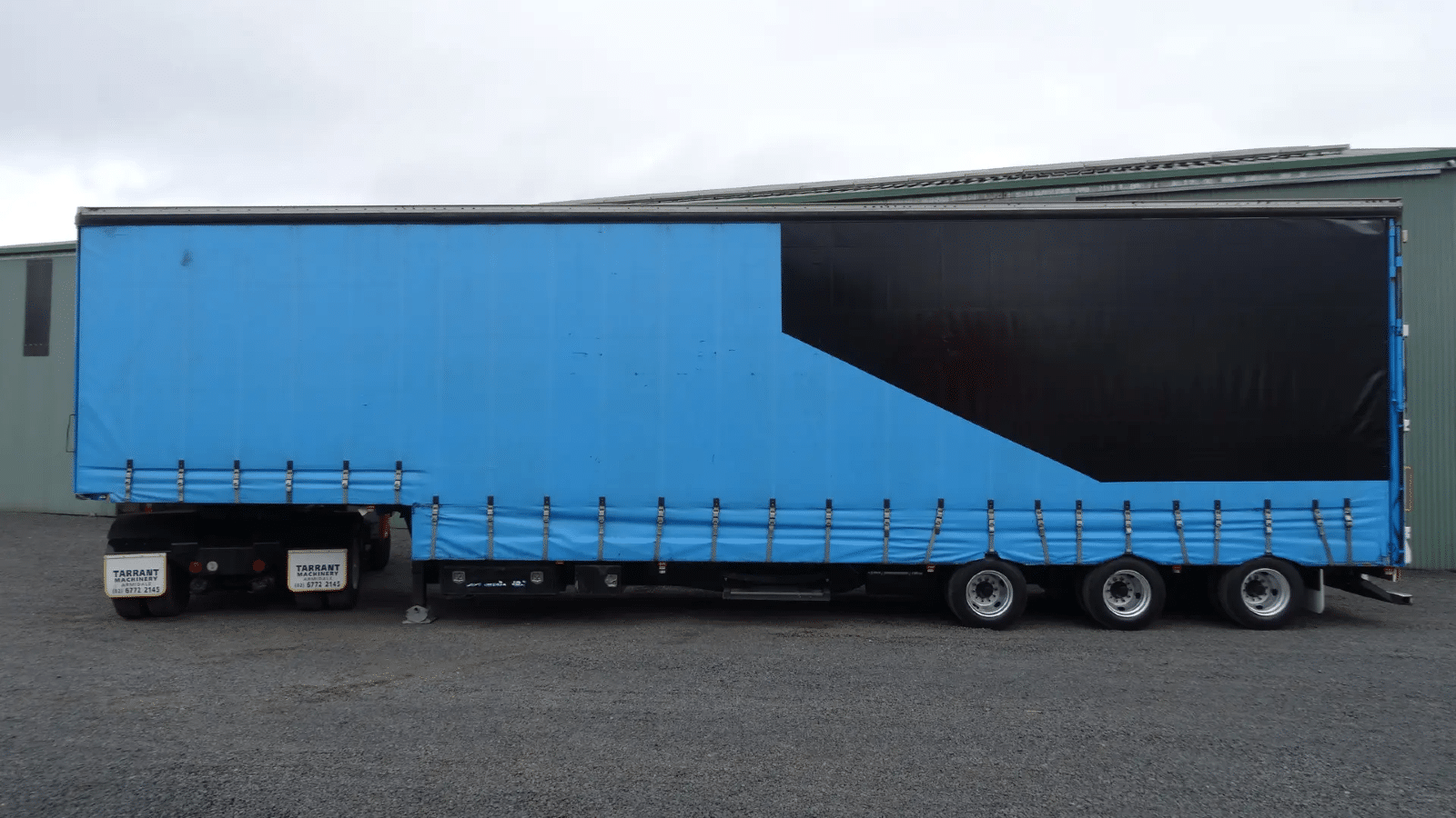 2006 Used Maxitrans Curtainsider