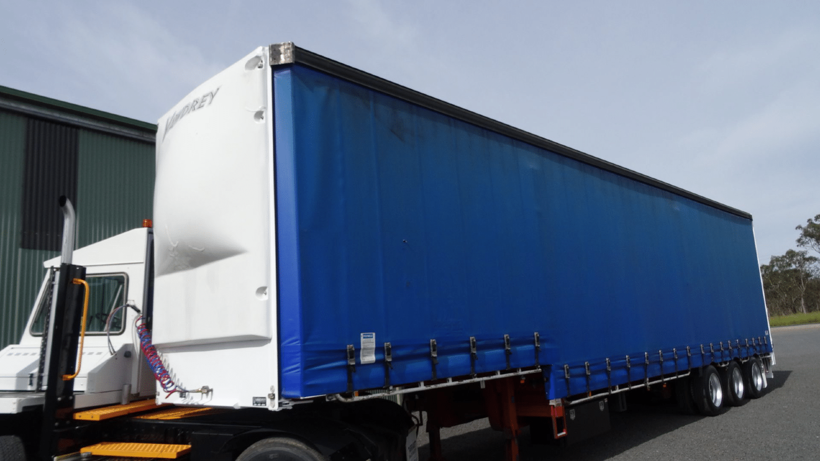 2005 Used Vawdrey Curtainsider