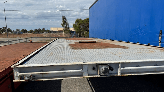 2001 Used Vawdrey A Trailer