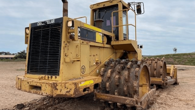 1989 Used Caterpillar 825C Roller Compactors