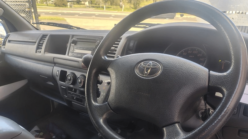 2009 Used Toyota HIACE Bus