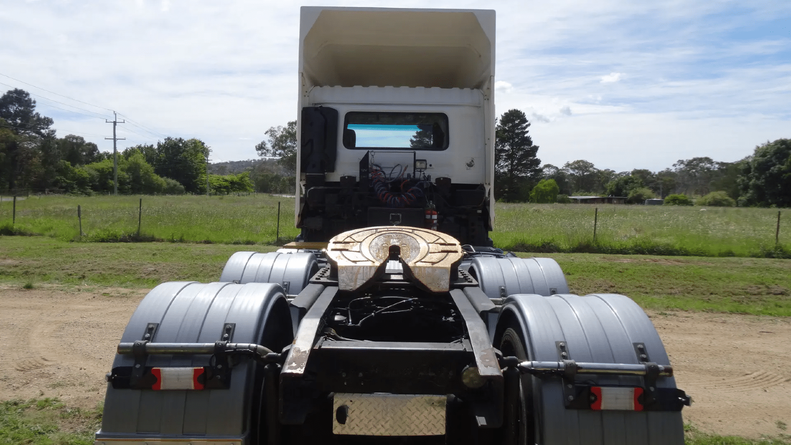 2015 Used UD Quon Prime Mover
