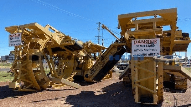 Used Cleveland 400W Trencher Trenchers