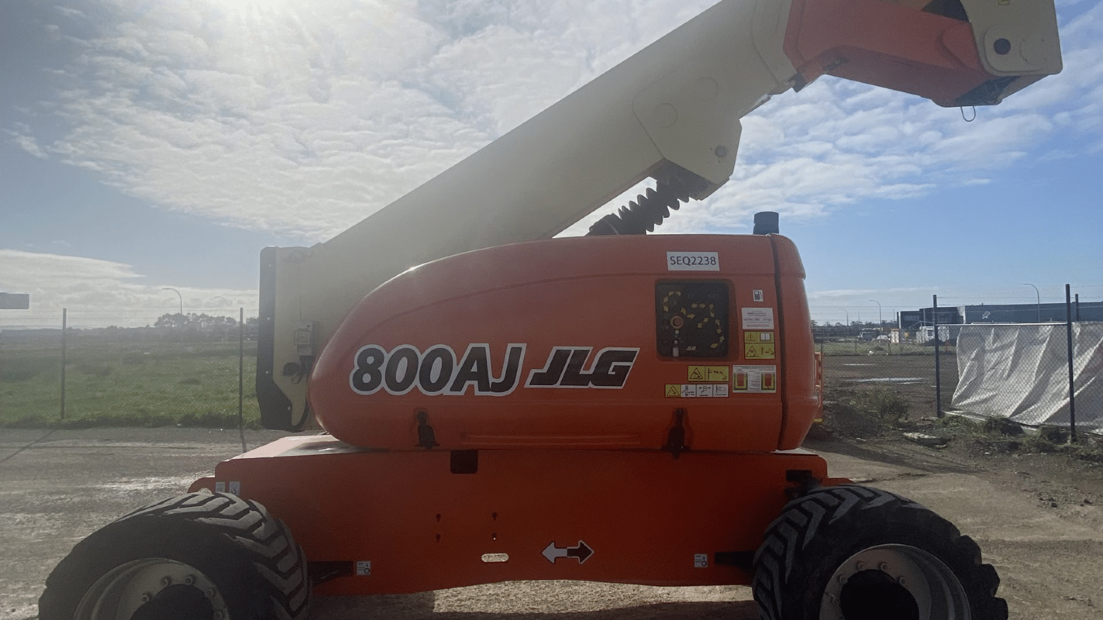 2014 Used Jlg 800AJ Boom Lifts