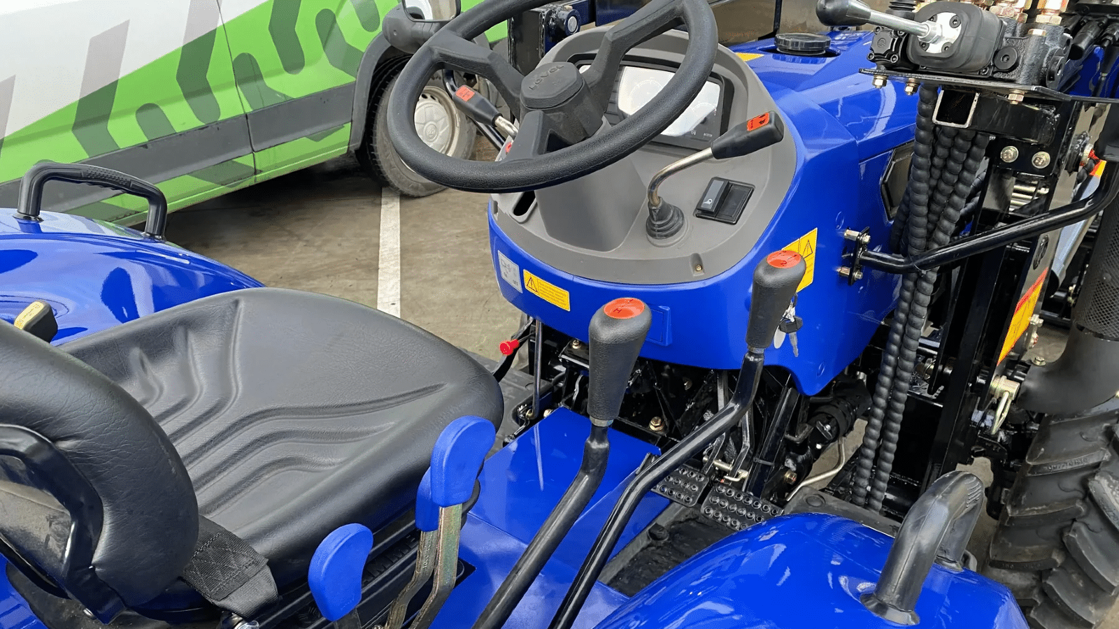 2025 New LOVOL M404 Tractor
